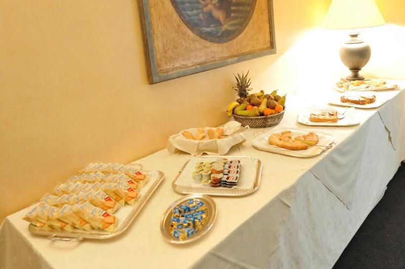 White House Hotel Foggia Dış mekan fotoğraf