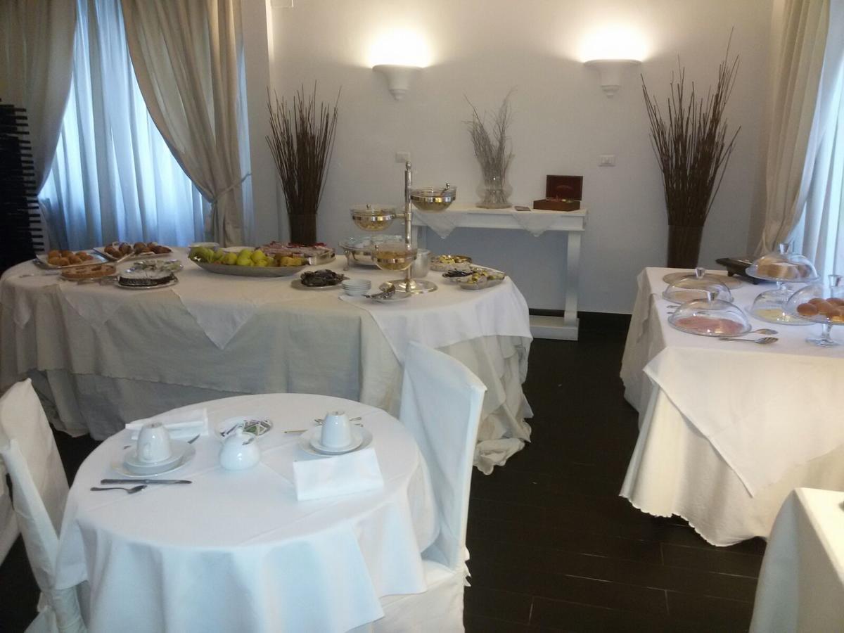 White House Hotel Foggia Dış mekan fotoğraf